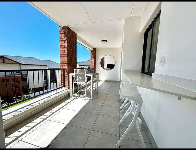 2 BEDROOM APARTMENT TO LET IN BALLITO CENTRAL